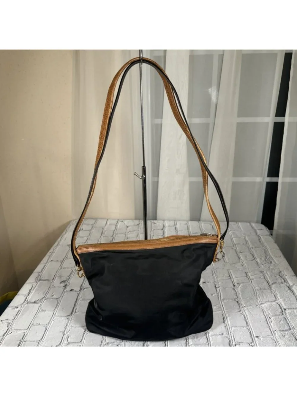 Michael Kors Black Cognac Shoulder Bag With Tan Leather Trim Medium Purse